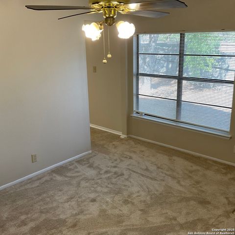 7918 Falcon Ridge, San Antonio, TX 78239