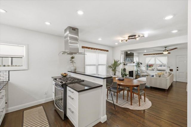 2100 36th Street, Sacramento, CA 95817