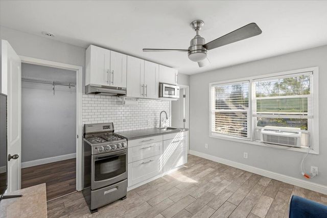 2100 36th Street, Sacramento, CA 95817