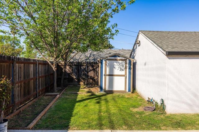 2100 36th Street, Sacramento, CA 95817
