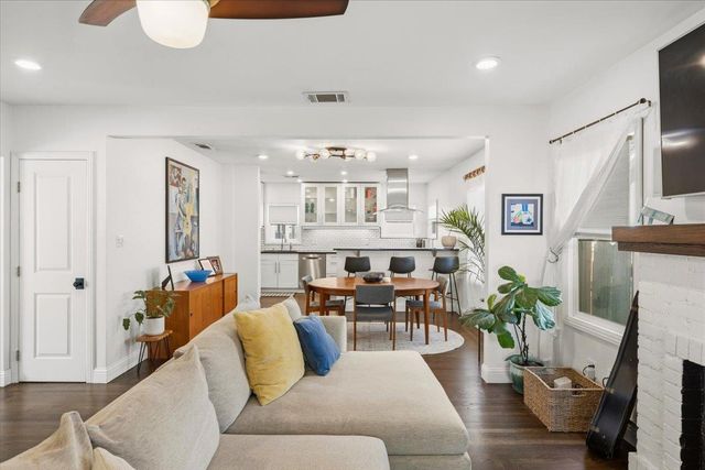 2100 36th Street, Sacramento, CA 95817