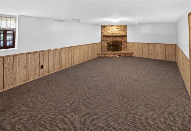10707 Chowen Circle, Bloomington, MN 55431