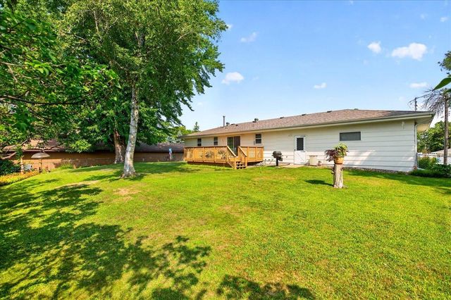 10707 Chowen Circle, Bloomington, MN 55431