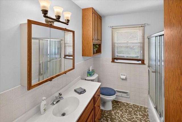 10707 Chowen Circle, Bloomington, MN 55431