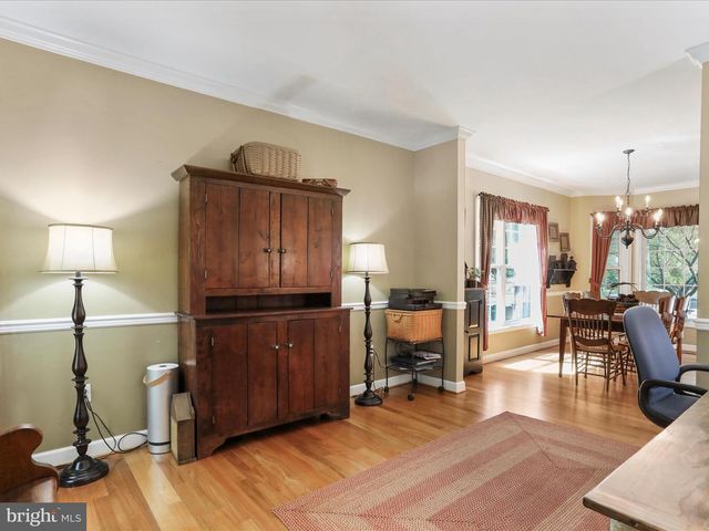 112 CHIMNEY DR, Bunker Hill, WV 25413