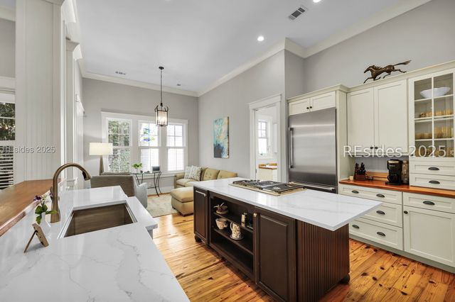 5 Oldfield Village Rd, Bluffton, SC 29909