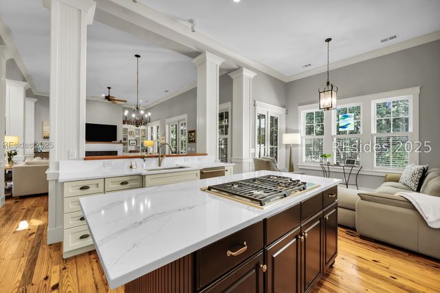 5 Oldfield Village Rd, Bluffton, SC 29909