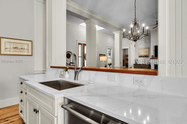 5 Oldfield Village Rd, Bluffton, SC 29909