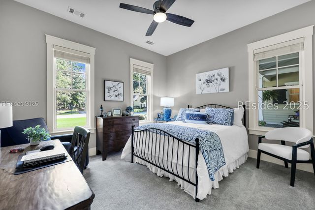 5 Oldfield Village Rd, Bluffton, SC 29909