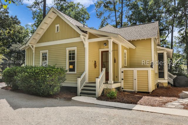 5 Oldfield Village Rd, Bluffton, SC 29909