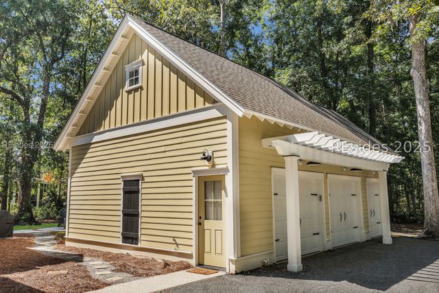 5 Oldfield Village Rd, Bluffton, SC 29909