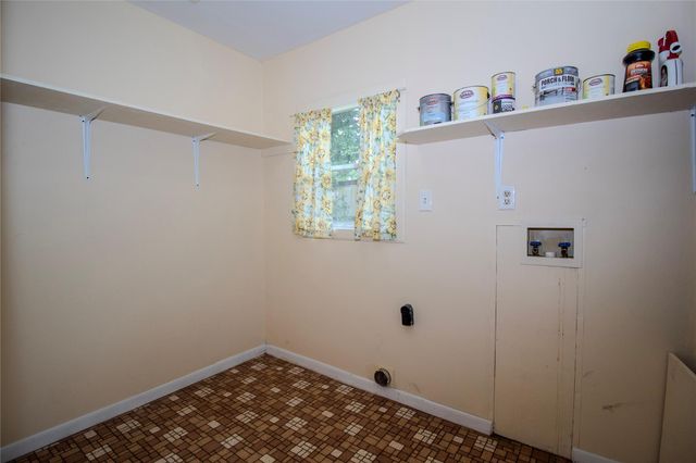 506 W Elm Street, Crockett, TX 75835