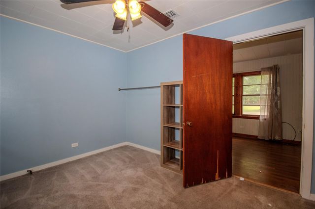506 W Elm Street, Crockett, TX 75835