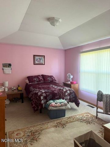 302 Hidden Ridge, Delta, OH 43515