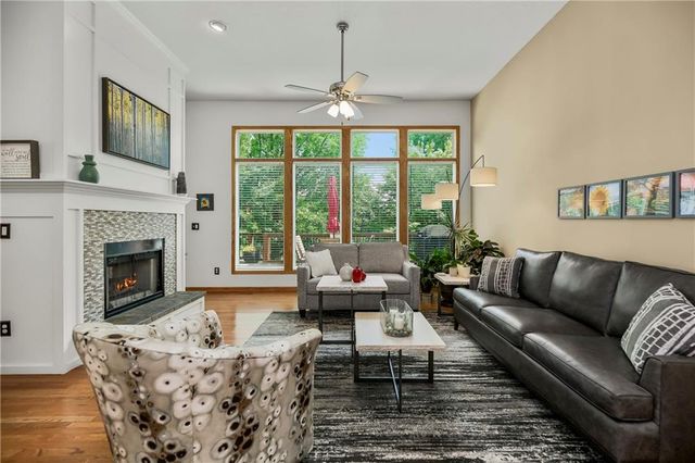 8301 W 157th Street, Overland Park, KS 66223