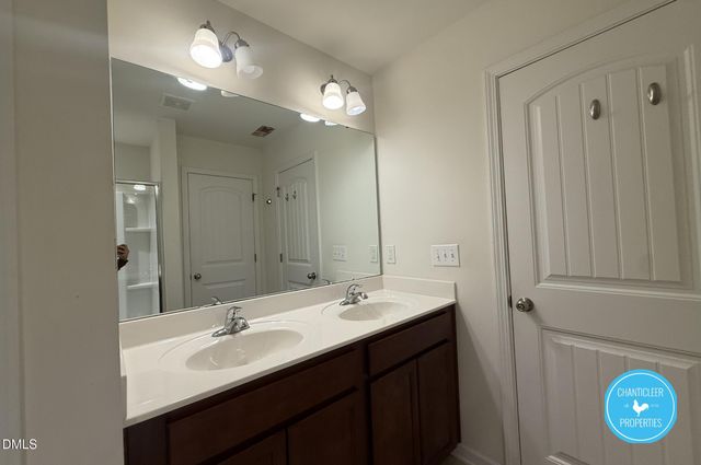 49 E Grove Point Drive, Clayton, NC 27527