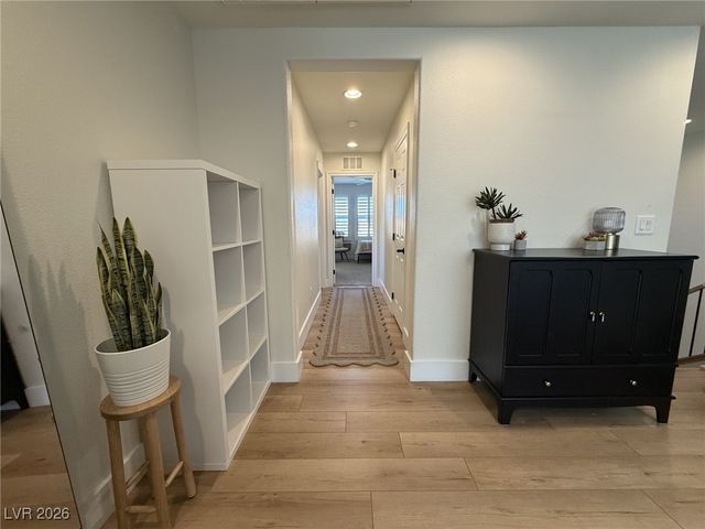 5571 Bethany Bend Drive, Las Vegas, NV 89135