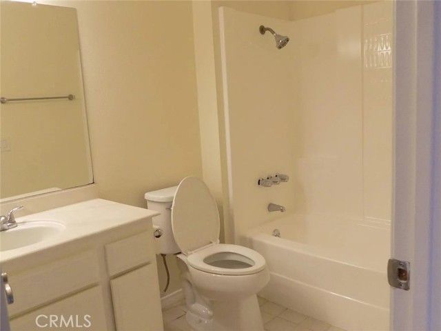 17511 Tuscan Dr, Granada Hills (los Angeles), CA 91344