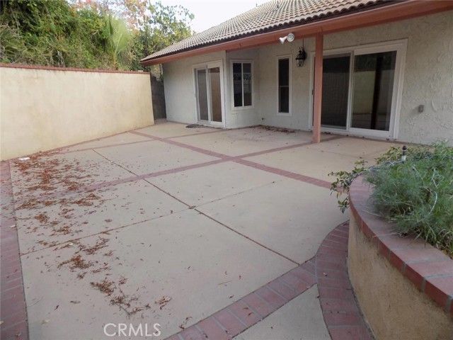 17511 Tuscan Dr, Granada Hills (los Angeles), CA 91344