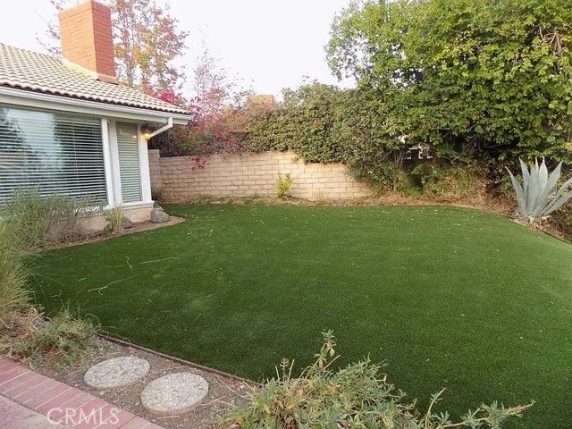 17511 Tuscan Dr, Granada Hills (los Angeles), CA 91344