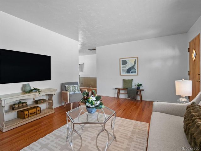 1867 S Tennyson St, Denver, CO 80219