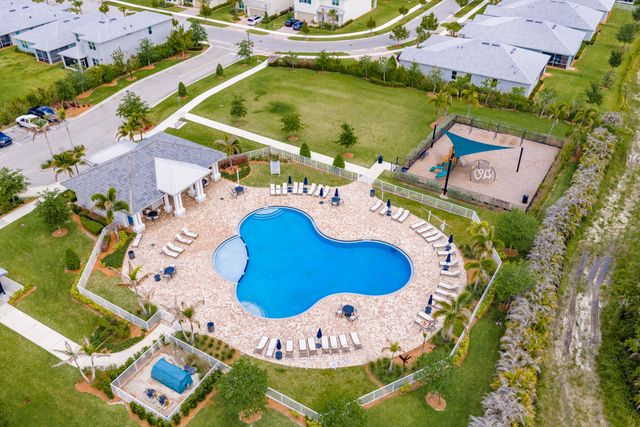 10281 SW Captiva Dr, Port St Lucie, FL 34987