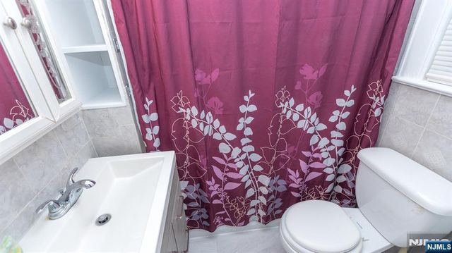 37 Kearney Street, Dover Town, NJ 07801