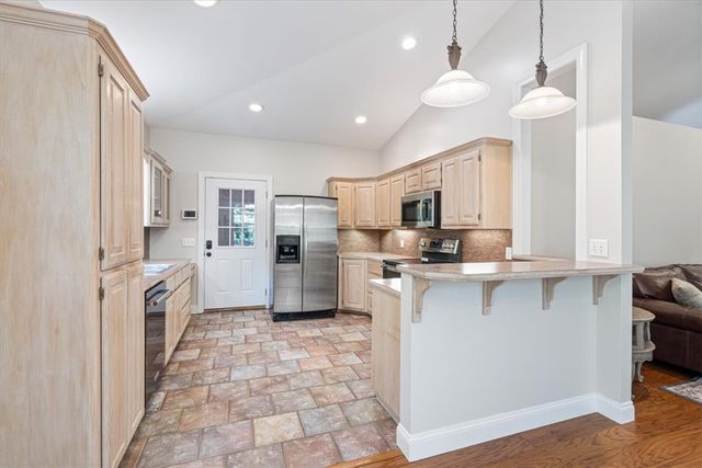 26 Leicester Drive, Bella Vista, AR 72714