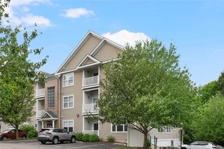 112 Mill Street 203, Woonsocket, RI 02895