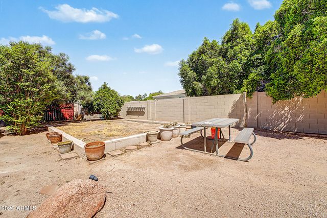 1709 E KAEL Street, Mesa, AZ 85203