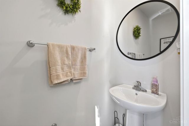 6633 Rivulet Drive, Middletown, OH 45042