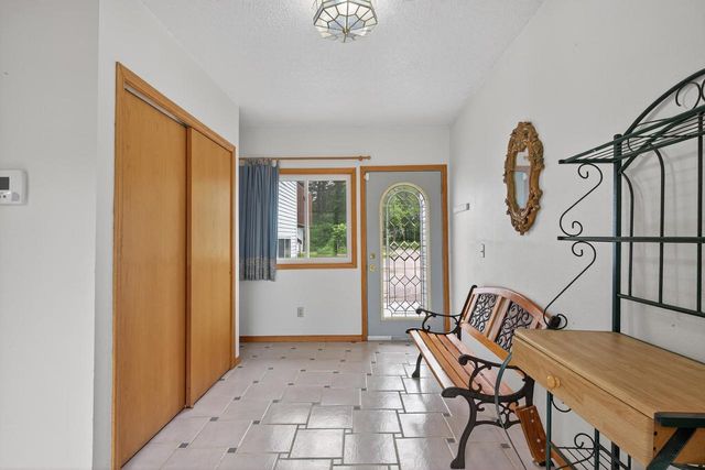 8210 GROVE AVENUE, Wisconsin Rapids, WI 54494