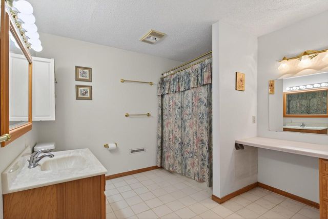 8210 GROVE AVENUE, Wisconsin Rapids, WI 54494
