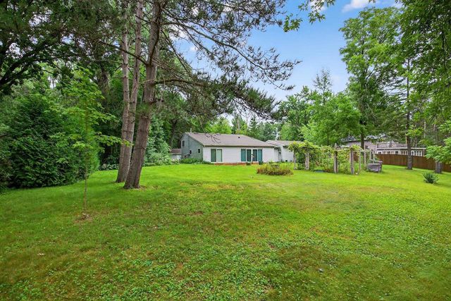 8210 GROVE AVENUE, Wisconsin Rapids, WI 54494