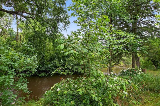 8210 GROVE AVENUE, Wisconsin Rapids, WI 54494