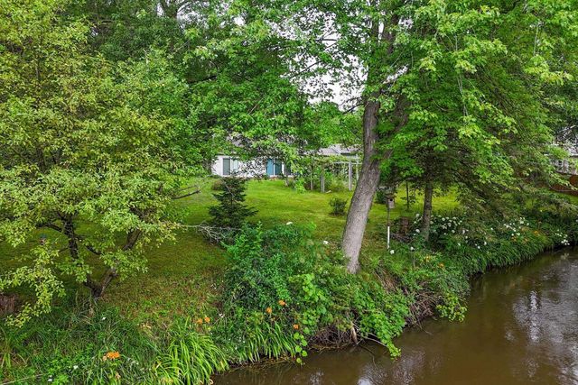 8210 GROVE AVENUE, Wisconsin Rapids, WI 54494