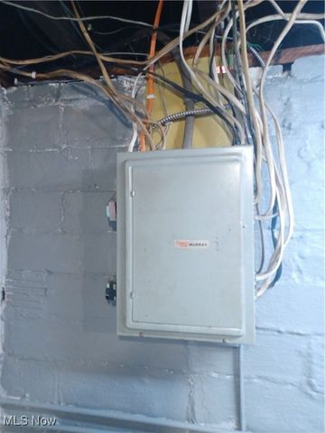 983 Garden Street NW, Warren, OH 44485