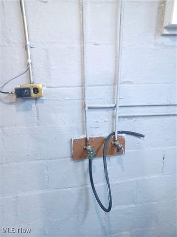 983 Garden Street NW, Warren, OH 44485