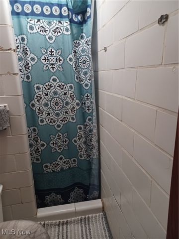 983 Garden Street NW, Warren, OH 44485