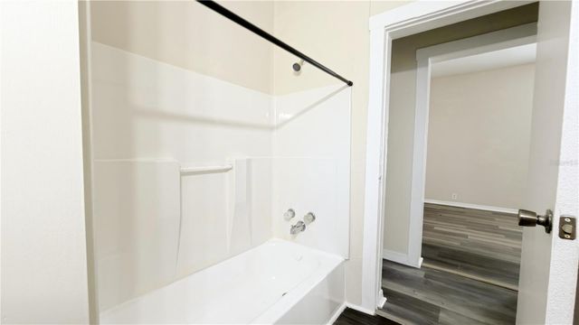 8113 N SEMMES STREET, Tampa, FL 33604