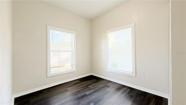 8113 N SEMMES STREET, Tampa, FL 33604