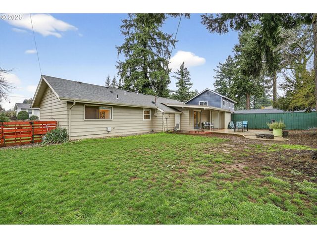 12719 Ne HOLLADAY St, Portland, OR 97230