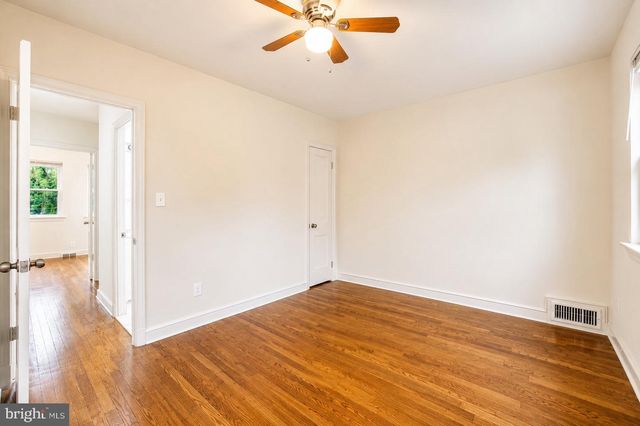 3141 LYNDALE PL SE, Washington, DC 20019