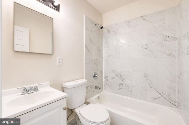 3141 LYNDALE PL SE, Washington, DC 20019
