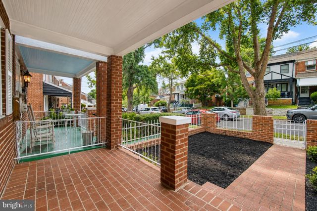 3141 LYNDALE PL SE, Washington, DC 20019