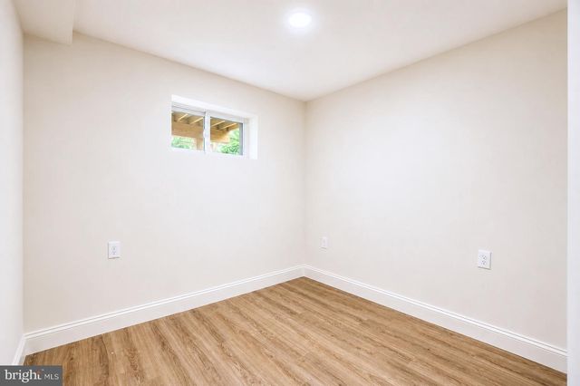 3141 LYNDALE PL SE, Washington, DC 20019
