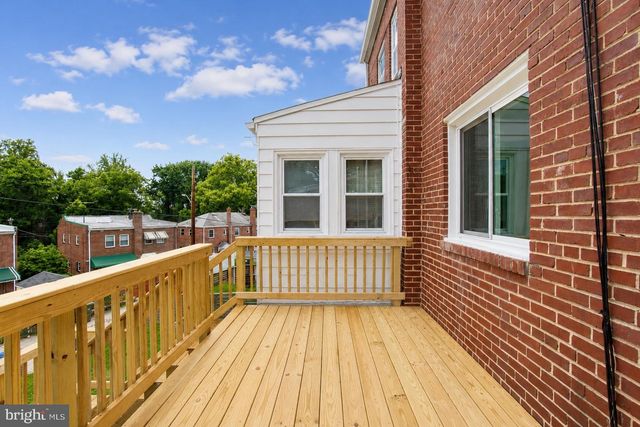 3141 LYNDALE PL SE, Washington, DC 20019