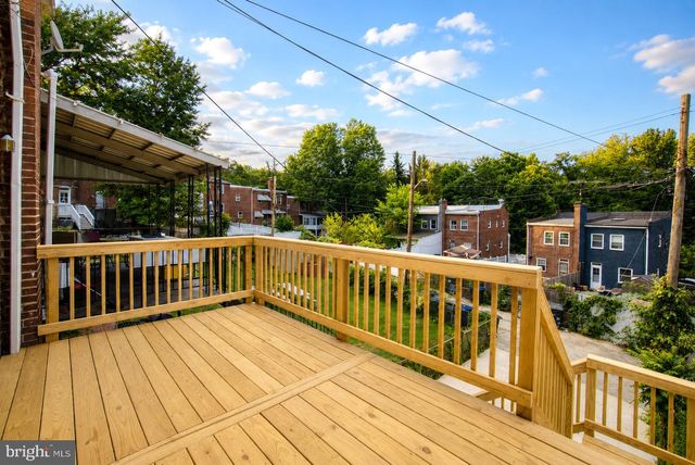 3141 LYNDALE PL SE, Washington, DC 20019
