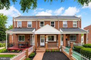 3141 LYNDALE PL SE, Washington, DC 20019