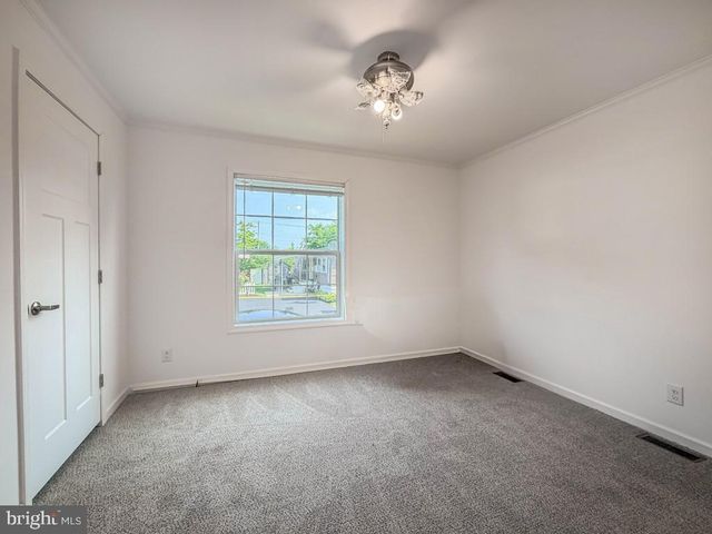 4135 DAVIS DR, Morrisville, PA 19067